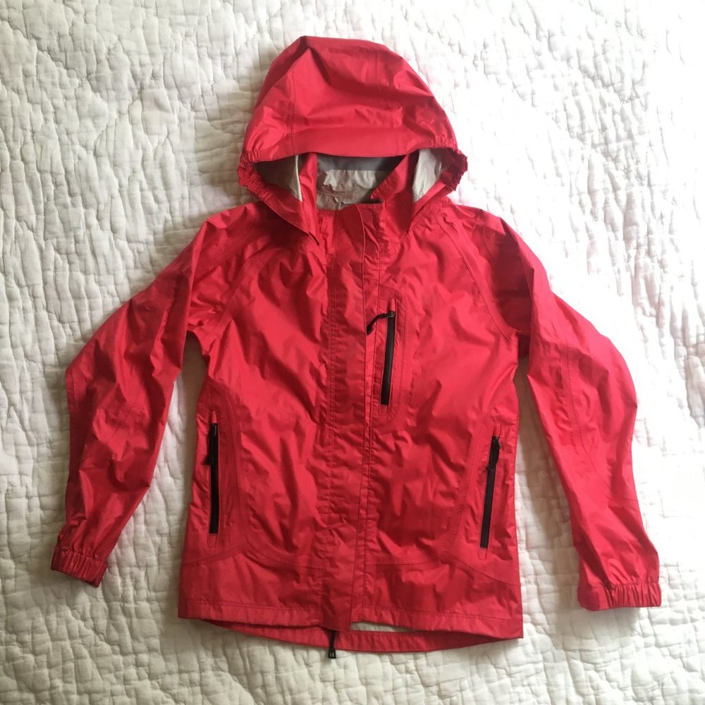 Beautiful Dark Pink REI rain jacket sz 8